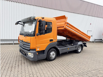 Billenőplatós teherautó MERCEDES-BENZ Atego 823