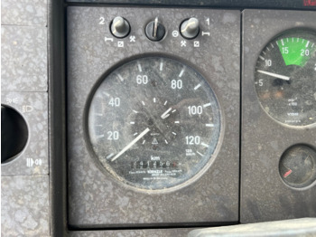 Billenőplatós teherautó Mercedes-Benz LK 1117 K 4x2 LK 1117 K 4x2, 6-Zylinder Motor, 2x AHK: 2 kép.