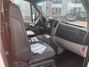 Mercedes-Benz Sprinter 516 CDI 4x2 Sprinter 516 CDI 4x2, Rettungswagen, Bi-Xenon lízing Mercedes-Benz Sprinter 516 CDI 4x2 Sprinter 516 CDI 4x2, Rettungswagen, Bi-Xenon: 5 kép.