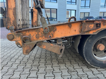 Pótkocsi mélybölcsős a következők szállításához nehézgépek T 3 Kompakt 30,0 T 3 Kompakt 30,0, Hydr. Rampen, Verbr. auf 3m: 3 kép. Pótkocsi mélybölcsős a következők szállításához nehézgépek T 3 Kompakt 30,0 T 3 Kompakt 30,0, Hydr. Rampen, Verbr. auf 3m: 3 kép.