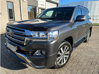 Terepjáró/ SUV TOYOTA Land Cruiser