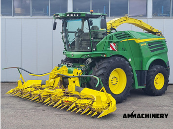 Önjáró szecskázógép JOHN DEERE 8400