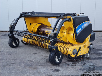 Takarmánybetakarító gép NEW HOLLAND