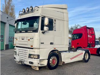 Nyergesvontató DAF XF 105 460