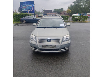 Autó TOYOTA