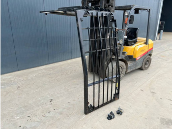 Fülke és belső tér CATERPILLAR