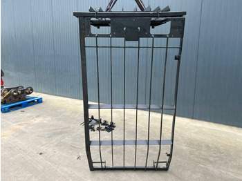 Fülke és belső tér CATERPILLAR