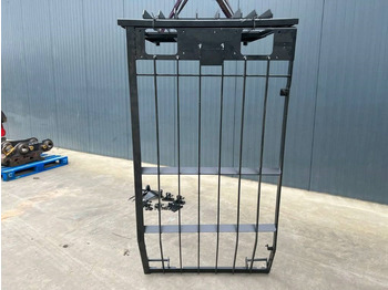 Új Fülke és belső tér - Építőipari gépek Cat 345D Guard: 4 kép.