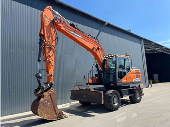 Gumikerekes kotró DOOSAN DX170W-5
