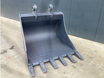 Új Kanál - Építőipari gépek Hitachi ZX300: 3 kép. Új Kanál - Építőipari gépek Hitachi ZX300: 3 kép.