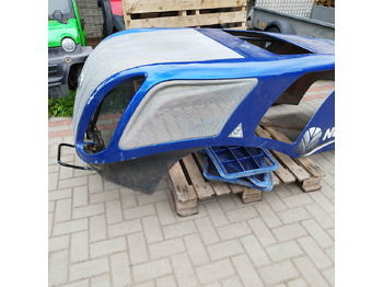 Karosszéria és külső NEW HOLLAND
