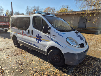 Mentőautó RENAULT Trafic 2.0