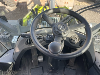 Gumikerekes homlokrakodó CLAAS Torion 1285: 2 kép. Gumikerekes homlokrakodó CLAAS Torion 1285: 2 kép.