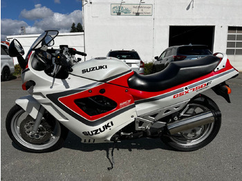 Motorkerékpár SUZUKI