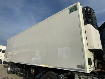 Félpótkocsi hűtős