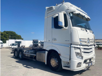 Alvaz teherautó MERCEDES-BENZ Actros 2545