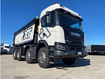 Billenőplatós teherautó SCANIA G500 XT: 4 kép.