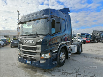 Nyergesvontató SCANIA P 450