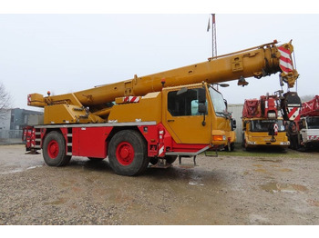 Terepjáró autódaru Liebherr LTM 1030-2.1: 2 kép.