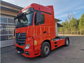 Nyergesvontató MERCEDES-BENZ Actros 1845