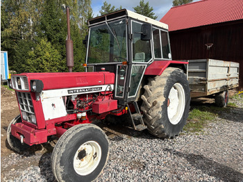 Traktor INTERNATIONAL