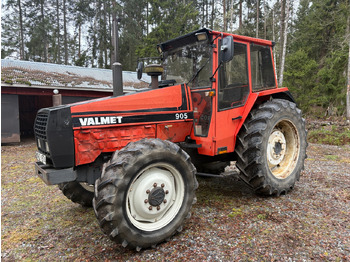 Traktor VALMET
