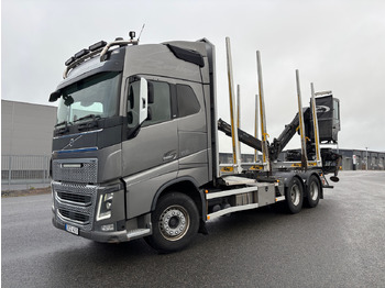 Rönkszállító teherautó VOLVO FH16