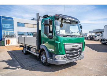 Platós teherautó DAF LF 180 (10T.): 2 kép.