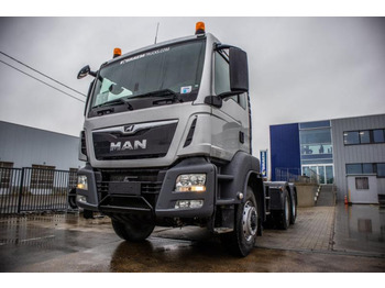 Nyergesvontató MAN TGS 26.470 6X6H +HYDR: 3 kép.
