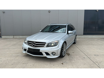Autó MERCEDES-BENZ