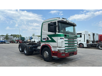 Nyergesvontató Scania 124 - 400 (POMPE MANUELLE / MANUAL PUMP / 6X2 / BOITE MANUELLE / MANUAL GEARBOX): 3 kép.