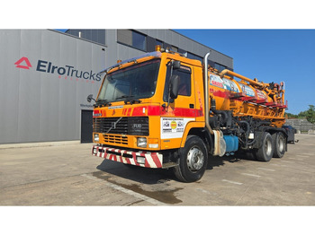 Szippantós autó VOLVO FL10 320