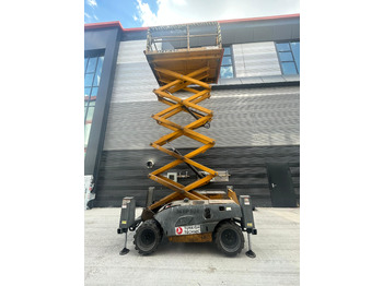 Ollós emelő HAULOTTE 12DX COMPACT: 2 kép. Ollós emelő HAULOTTE 12DX COMPACT: 2 kép.