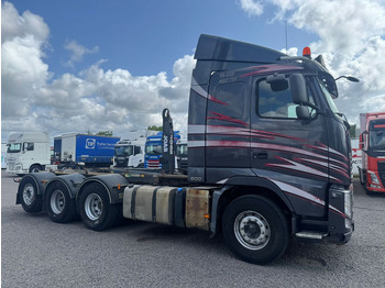 Horgos rakodó teherautó Volvo FH540: 5 kép.