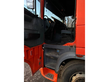 Nyergesvontató DAF XF 95.430 Tractor head: 4 kép.