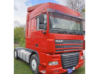 Nyergesvontató DAF XF 95.430 Tractor unit: 2 kép.