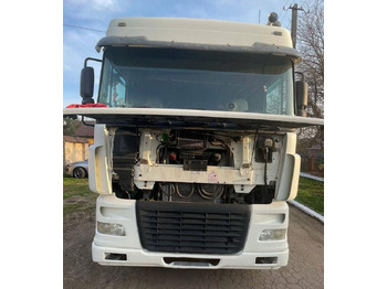 Nyergesvontató DAF XF 95 430