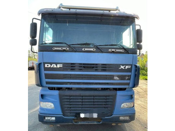 Nyergesvontató DAF XF 95 430
