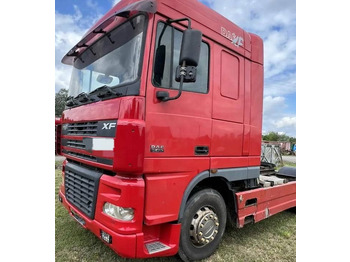 Nyergesvontató DAF XF 95 480