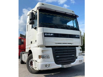 Nyergesvontató DAF XF 95