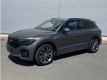 Terepjáró/ SUV VOLKSWAGEN