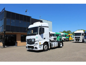Nyergesvontató MERCEDES-BENZ Actros 1843