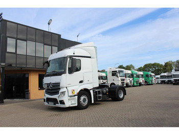 Nyergesvontató MERCEDES-BENZ Actros 1845