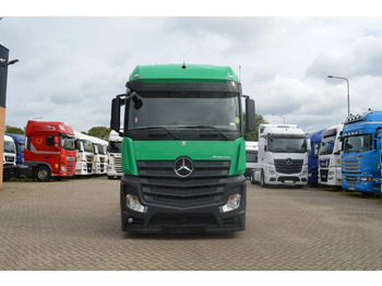 Nyergesvontató MERCEDES-BENZ Actros 1942