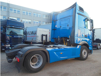 Nyergesvontató Mercedes-Benz 1845 ACTROS, STANDKLIMA: 3 kép.