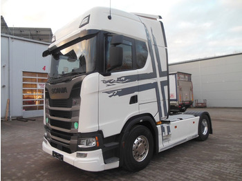 Nyergesvontató SCANIA S 500