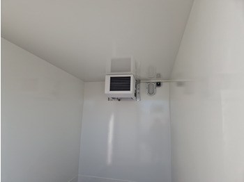 Pótkocsi hűtős Kühlanhänger AZKF 1525/145 C 243x144x180cm Cibin 1500kg: 2 kép. Pótkocsi hűtős Kühlanhänger AZKF 1525/145 C 243x144x180cm Cibin 1500kg: 2 kép.