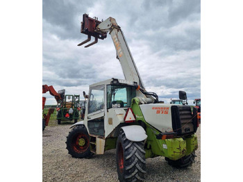 Teleszkópos rakodó Claas Ranger 975: 3 kép. Teleszkópos rakodó Claas Ranger 975: 3 kép.