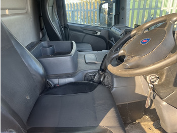 Scania P230 4x2 Curtain side lízing Scania P230 4x2 Curtain side: 5 kép. Scania P230 4x2 Curtain side lízing Scania P230 4x2 Curtain side: 5 kép.