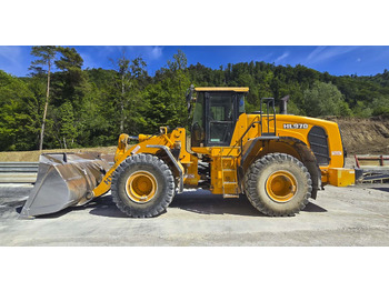 Gumikerekes homlokrakodó HYUNDAI HL970: 2 kép.